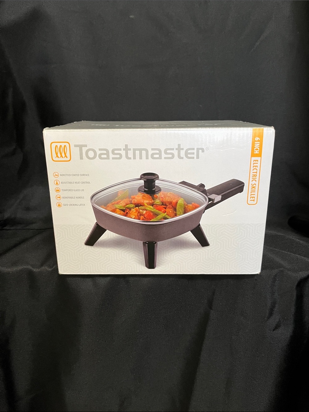 Toastmaster Black Electric Skillet with Glass Lid